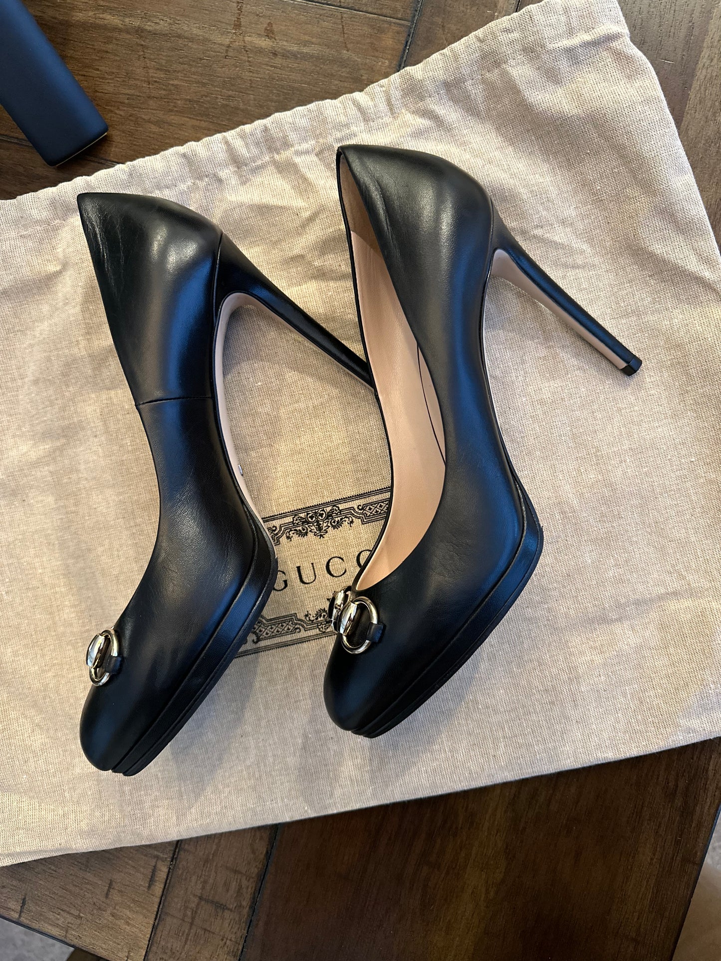 Gucci horsebit pump size 39